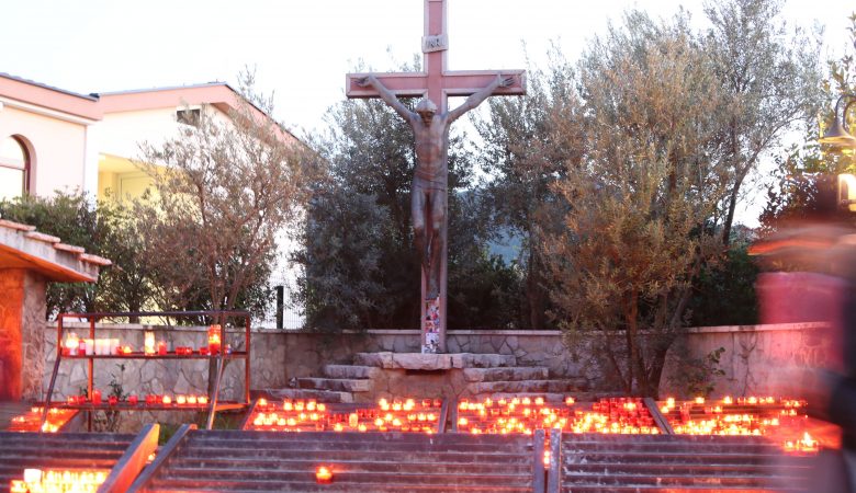 Liturgische Feier am Karfreitag in Medjugorje