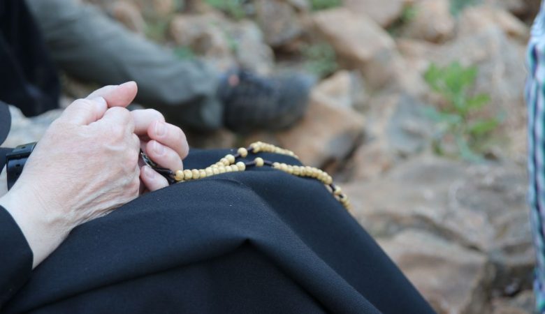 Rosary Time: Rosenkranz beten – ohne Kompromisse